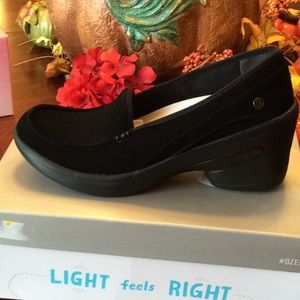 NEW BZEES BLACK SHOES